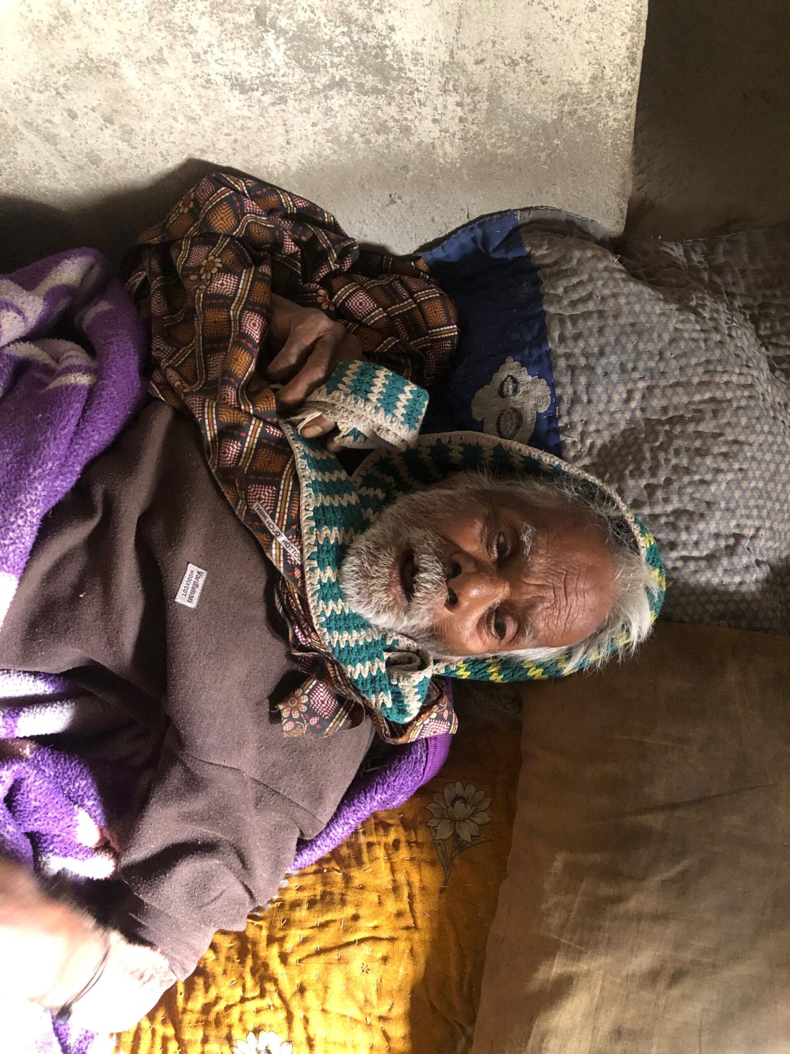 100 साल के बुजुर्ग सोहद राम चक्रेश को मिला प्रधानमंत्री आवास योजना का लाभ