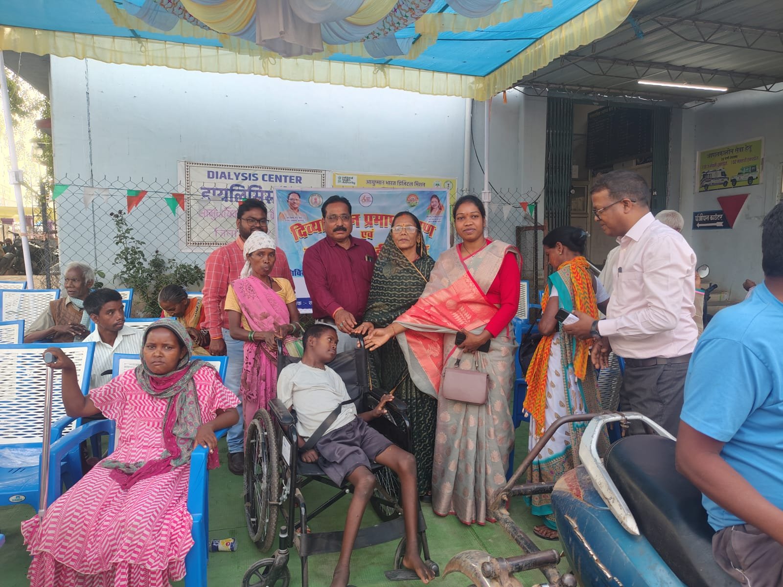 दिव्यांगजनों को मिला सहारा: कुनकुरी में आयोजित  शिविर में 127 का हुआ पंजीयन सहायक उपकरण वितरण, पेंशन व ऋण योजनाओं के लिए आवेदन से हितग्राहियों को मिली राहत