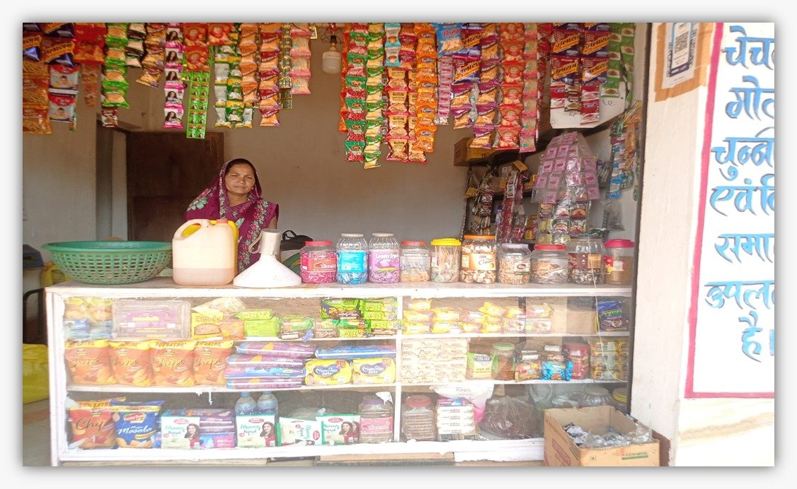 स्व-सहायता समूह से मिली आत्मनिर्भरता की राह, शांति नगेशिया ने किराना दुकान से बदली परिवार की स्थिति