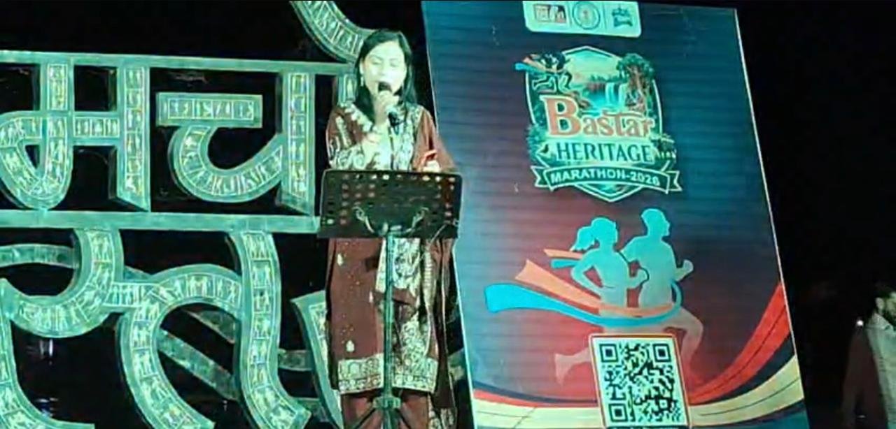 ओपन माइक सेशन का आयोजन किया गया