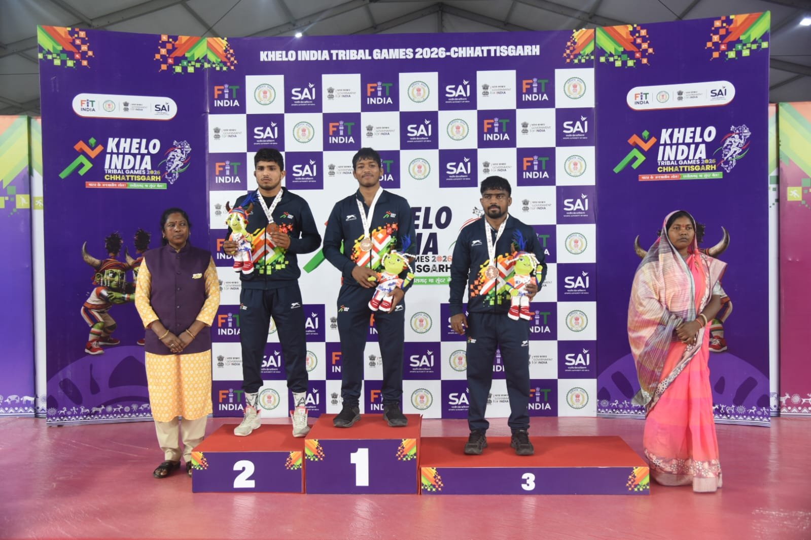 कुश्ती स्पर्धा के तीसरे दिन भी जारी रहा मुकाबले का रोमांच खिलाड़ियों ने जीत के लिए लगाया दम