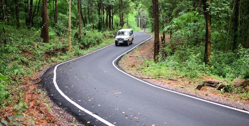 बस्तर में बदलाव की नई बयार   माओवाद के साये से निकलकर कोलेंग वनांचल में बदली तस्वीर