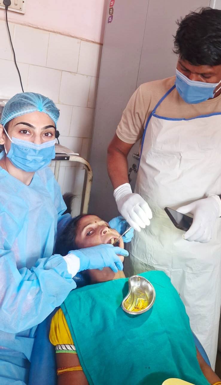सामुदायिक स्वास्थ्य केंद्र तोकापाल में जटिल दंत शल्य चिकित्सा संपन्न 5 माह से पीड़ित केतकी सेठी को मिली दांत दर्द से मुक्ति