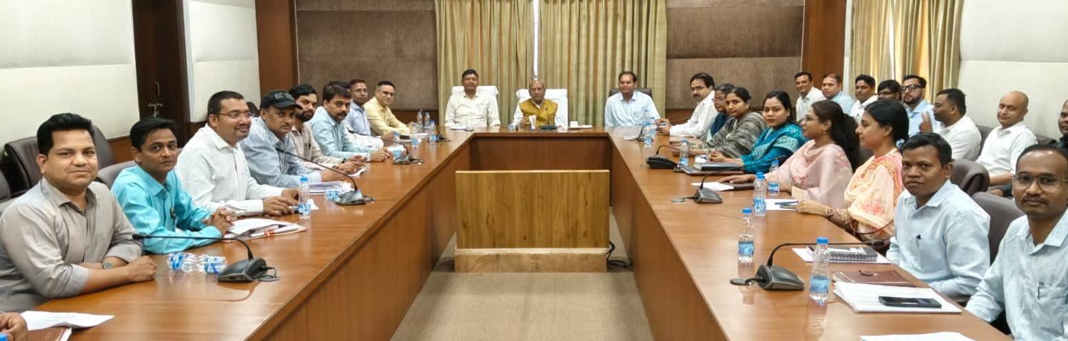 मार्कफेड की राज्य स्तरीय समीक्षा बैठक में धान निराकरण एवं उठाव में तेजी के निर्देश