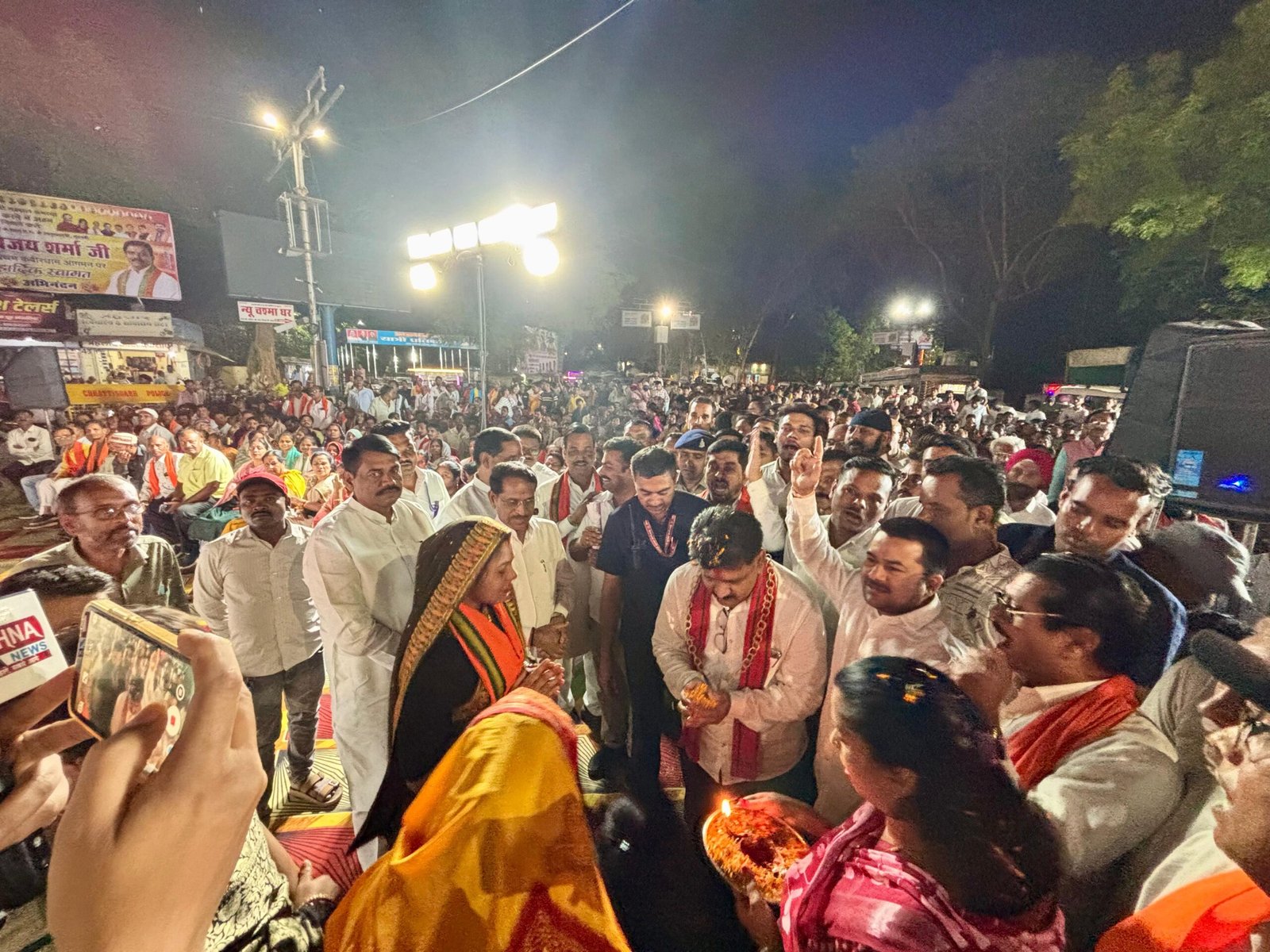 छत्तीसगढ़ सशस्त्र नक्सलवाद से मुक्ति पर उप मुख्यमंत्री  विजय शर्मा का हुआ भव्य ऐतिहासिक अभिनंदन