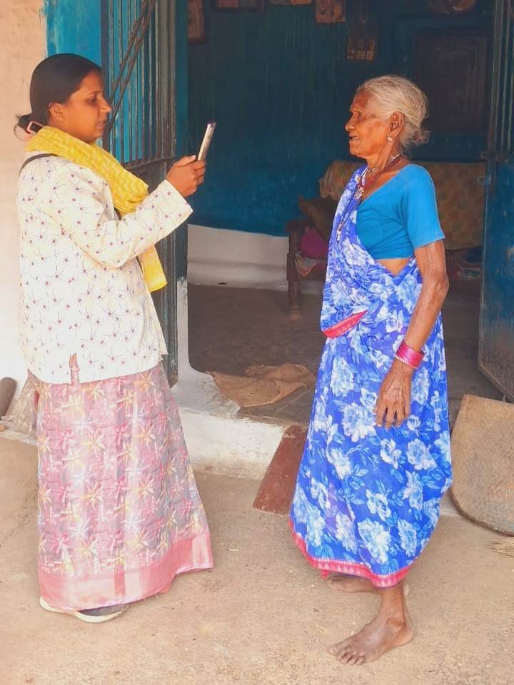 कृषि विभाग की पहल : घर-घर पहुंचकर किसानों को शासन की योजनाओं से जोडऩे का अभियान