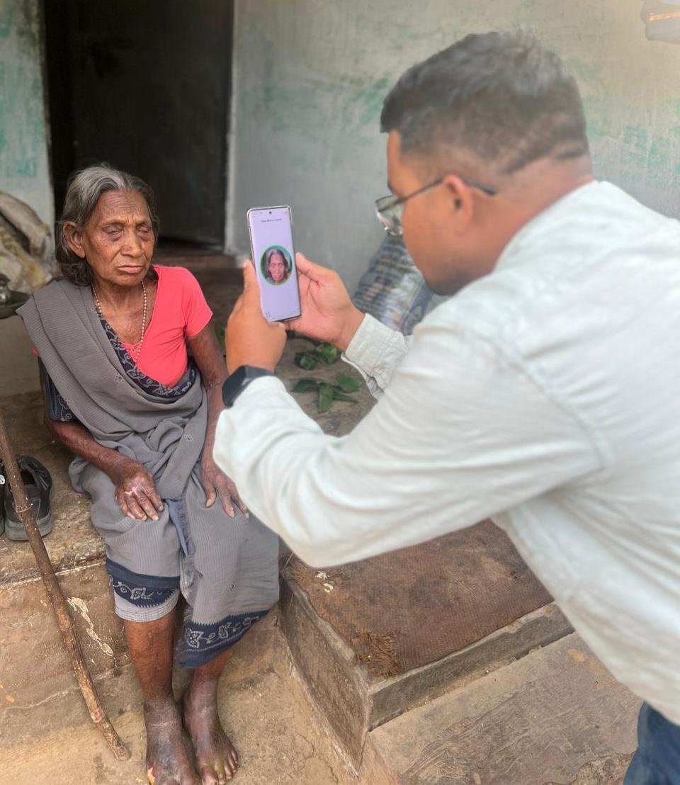 कृषि विभाग की पहल : घर-घर पहुंचकर किसानों को शासन की योजनाओं से जोडऩे का अभियान