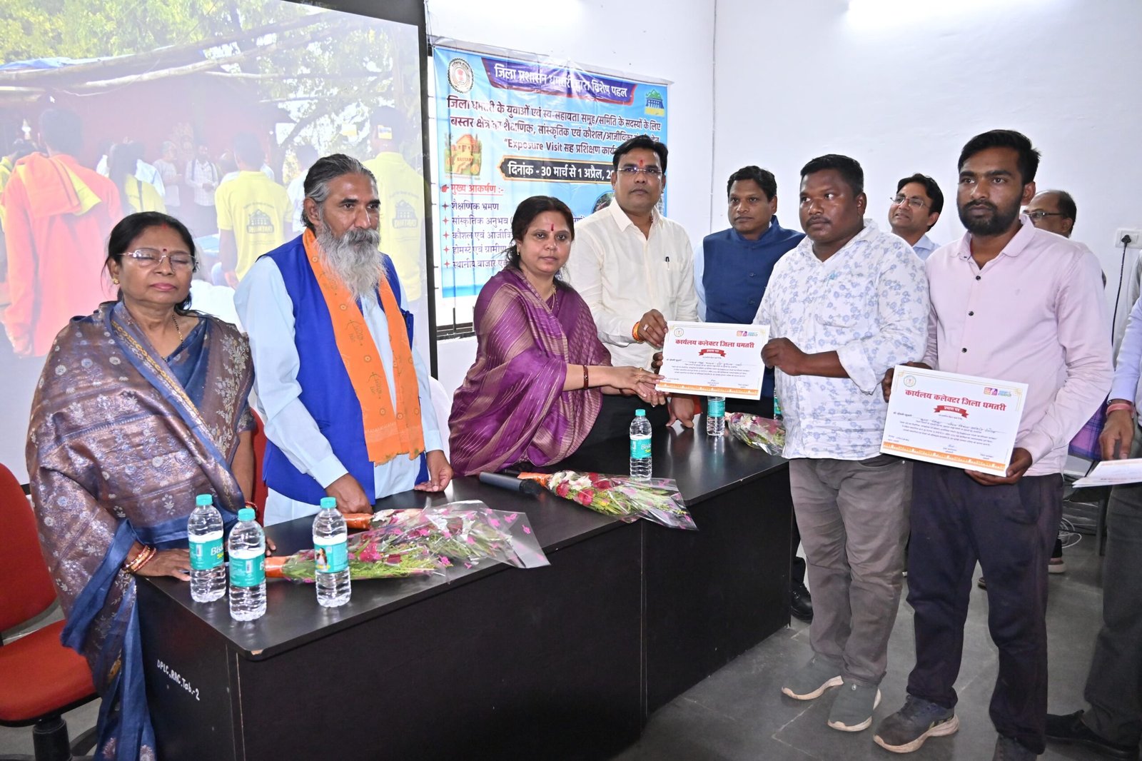 पर्यटन विकास को नई दिशा: बस्तर भ्रमण से लौटे सदस्यों ने सांसद और विधायकों से कि मुलाकात, साझा किए अनुभव