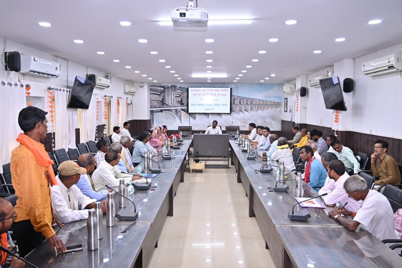 फुटहामुड़ा नहर परियोजना से बदलेगी कुकरेल क्षेत्र की सिंचाई तस्वीर: कलेक्टर  अबिनाश मिश्र