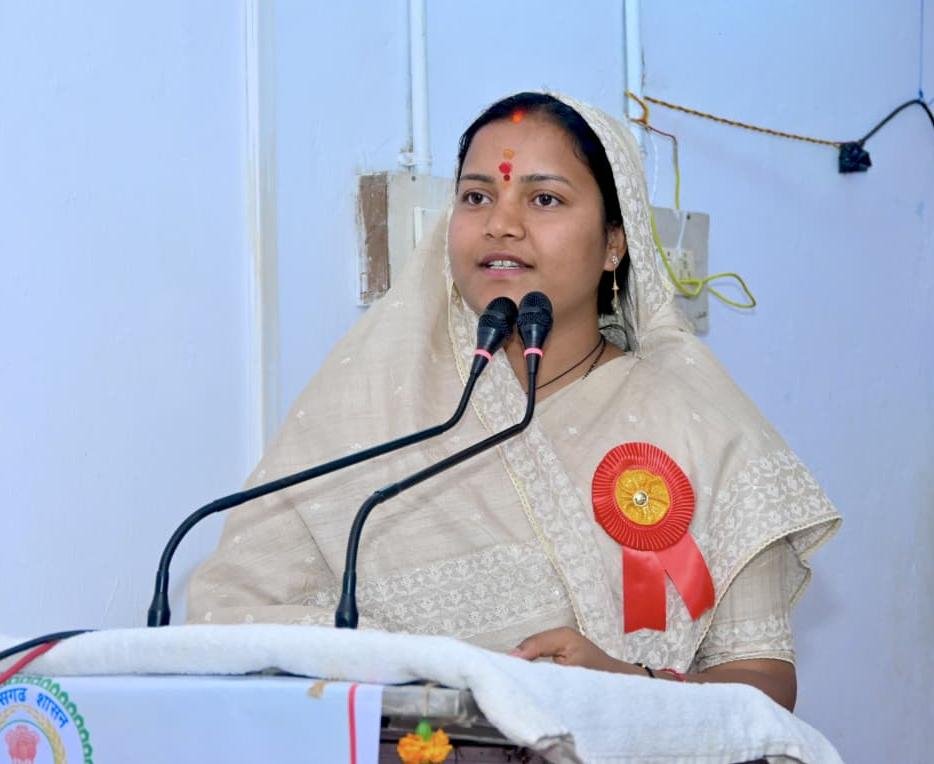 शिक्षकों के समर्पण से ही होगा शिक्षा का सशक्त निर्माण – मंत्री लक्ष्मी राजवाड़े