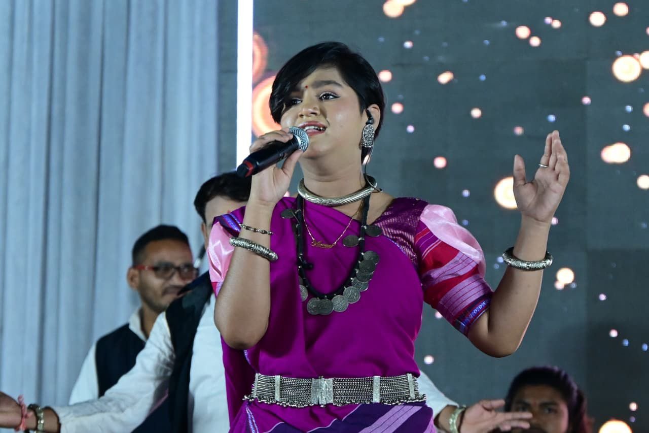 युवा फेस्ट-2026: पहले दिन छाया तकनीक, संस्कृति और संगीत का रंग, युवाओं ने दिखाया जोश और हुनर