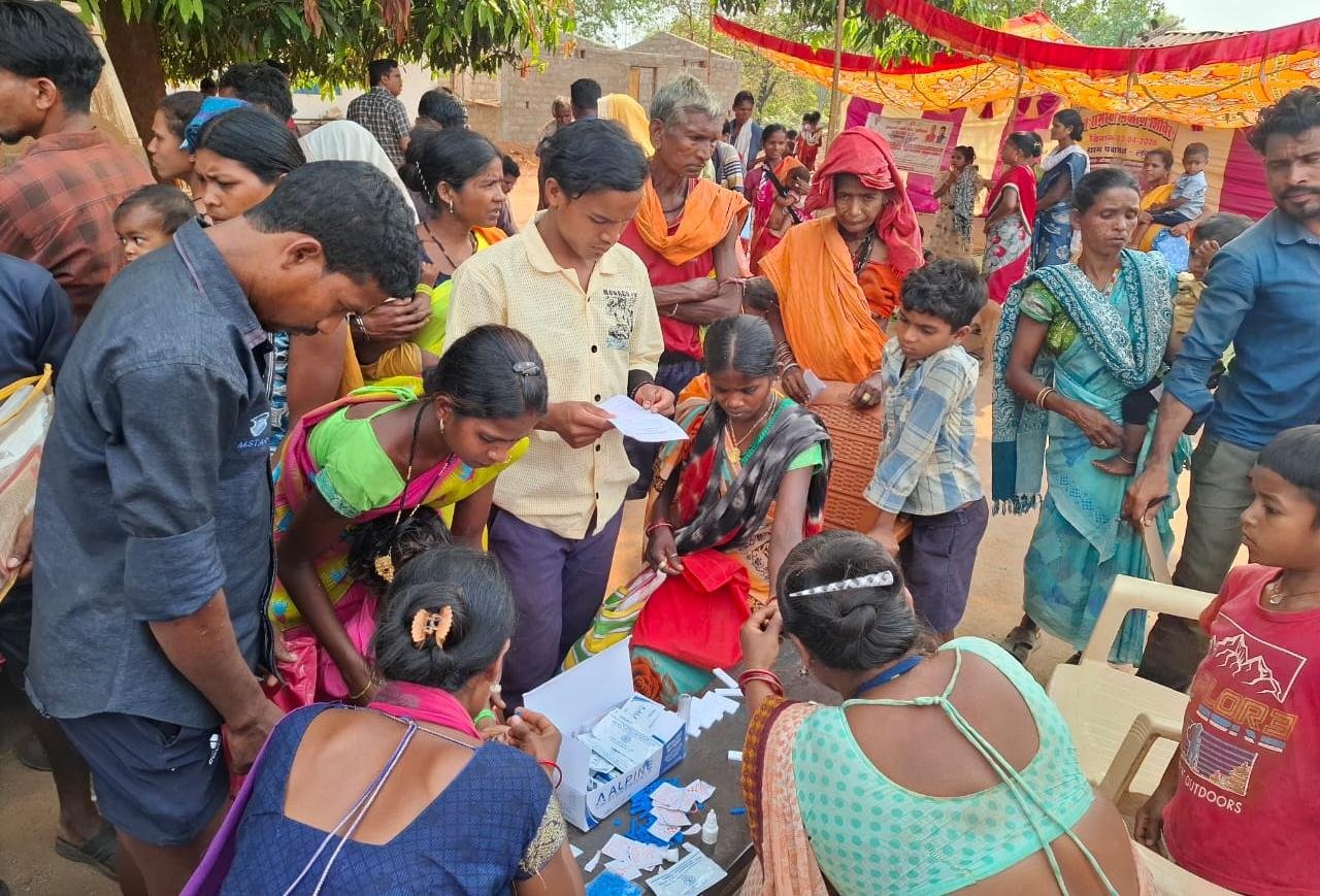 सुशासन की नई मिसाल, नारायणपुर के सबसे सुदूर ‘लंका’ गांव तक पहुंचा प्रशासन