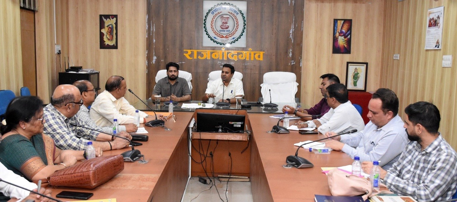 अपर कलेक्टर ने नीट-2026 परीक्षा की तैयारी के संबंध में केन्द्राध्यक्षों की बैठक ली