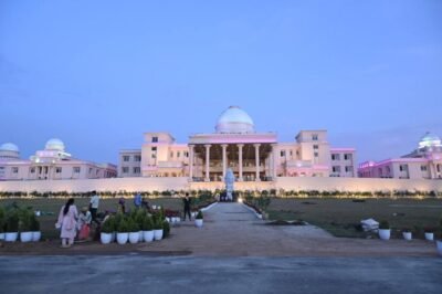 छत्तीसगढ़ विधानसभा में दिवंगत विधायक जागेश्वर राम भगत और पूर्व केंद्रीय मंत्री मोहसिना किदवई को दी गई श्रद्धांजलि