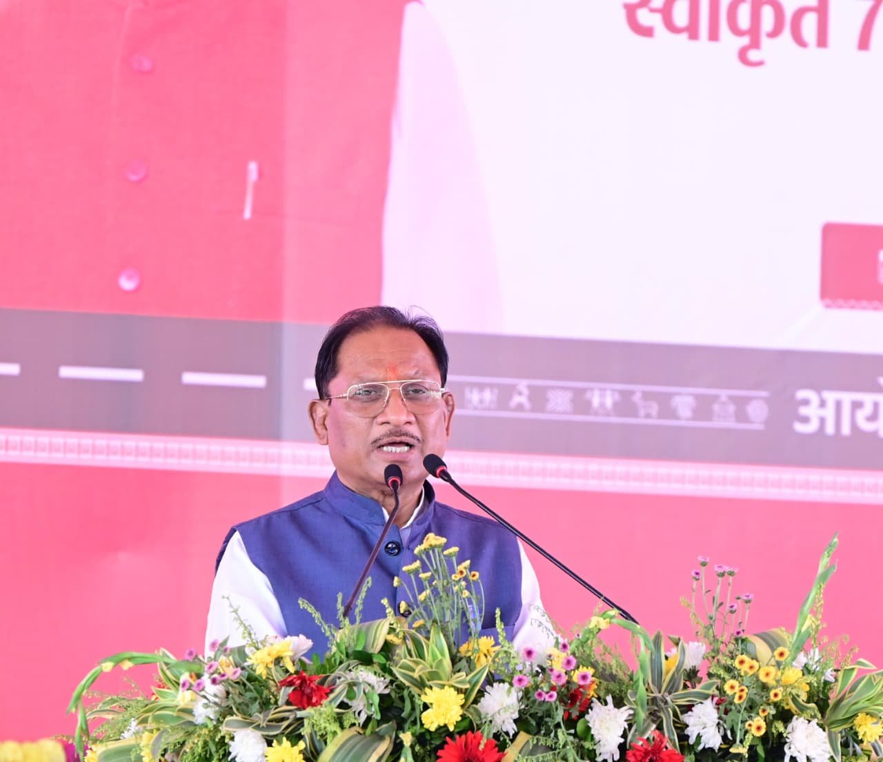 मुख्यमंत्री  विष्णुदेव साय ने प्रदेश में 774 सड़कों का किया शिलान्यास एवं शुभारभ 2225.44 करोड़ रुपए की लागत से 2426.875 किलोमीटर सड़कों का किया जाएगा निर्माण