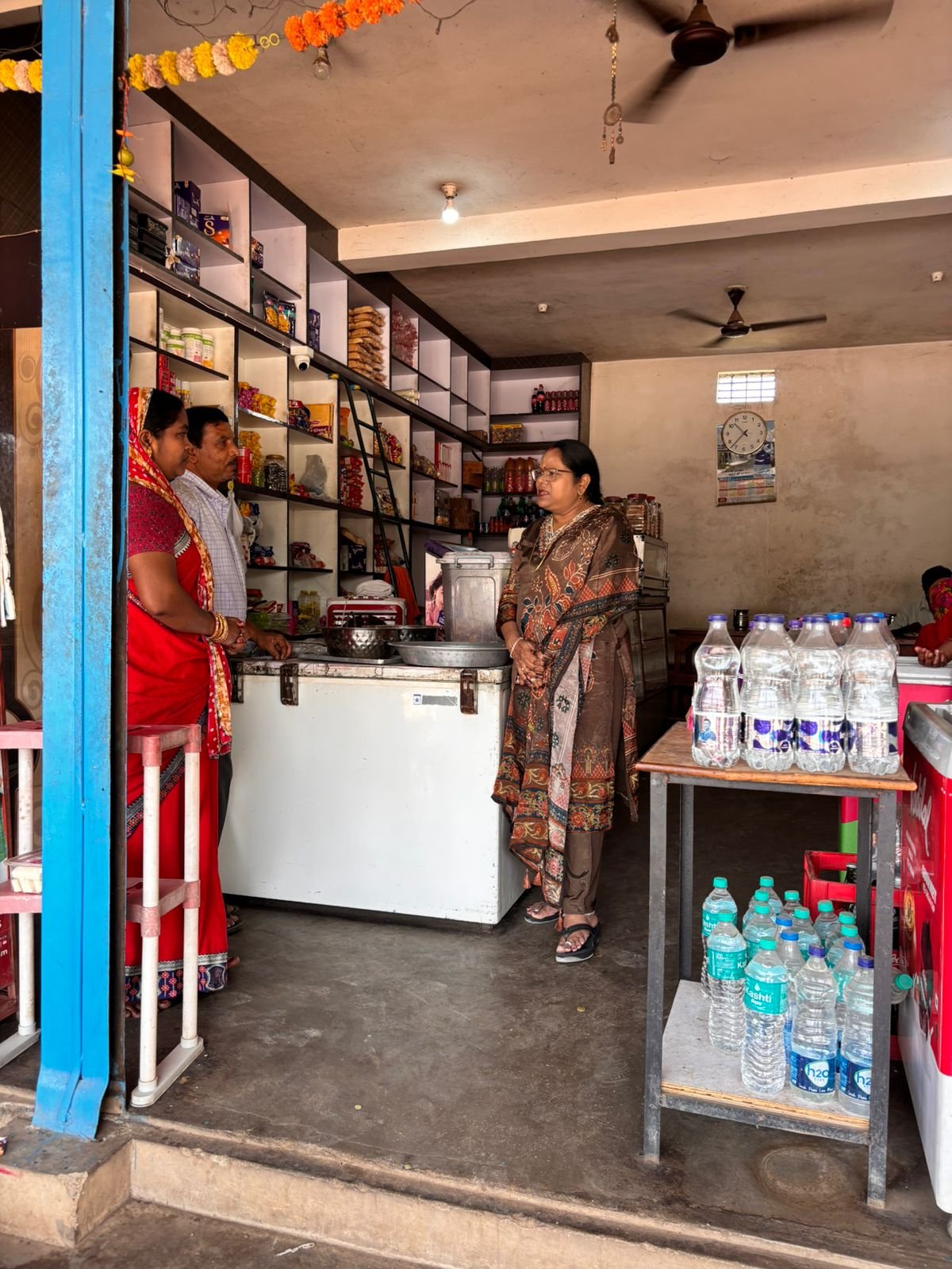 खादी एवं ग्रामोद्योग बोर्ड की योजनाओं से बदल रही ग्रामीण तस्वीर प्रबंध संचालक  रीता यादव ने पीएमईजीपी – सीएमईजीपी इकाइयों का किया निरीक्षण रोजगार सृजन और आर्थिक सुदृढ़ता पर मिला सकारात्मक फीडबैक