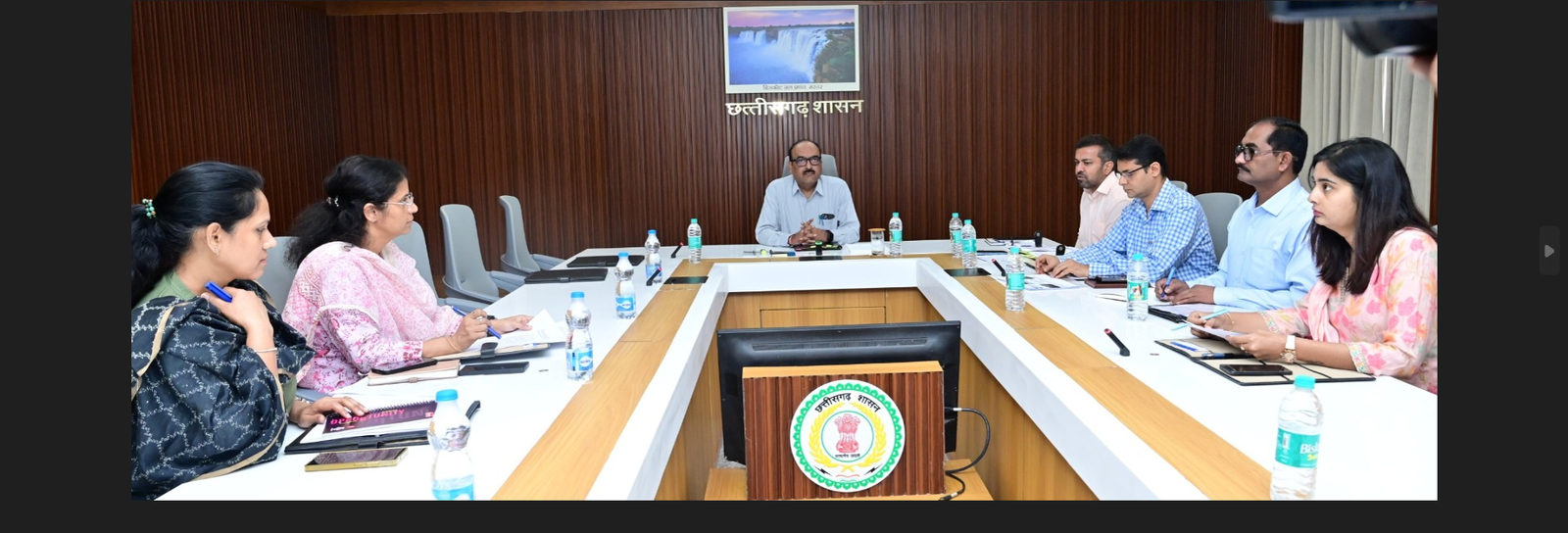 मुख्य सचिव  विकासशील ने राष्ट्रीय पांडुलिपि सर्वेक्षण की वीडियो कॉन्फ्रेंसिंग से की समीक्षा बैठक   ज्ञान भारतम् सर्वे को मिली रफ्तार: 31 मई तक पूरा करने के निर्देश