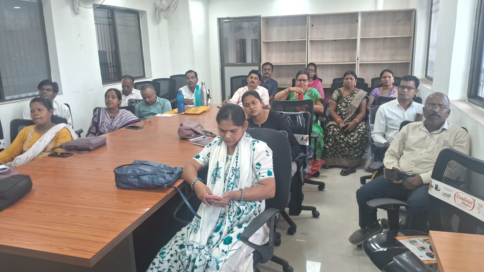 प्रोजेक्ट दक्ष : डिजिटल साक्षरता की दिशा में जिला प्रशासन का मजबूत कदम   अब तक 4500 से अधिक शासकीय कर्मचारियों को मिल चुका तकनीकि ज्ञान