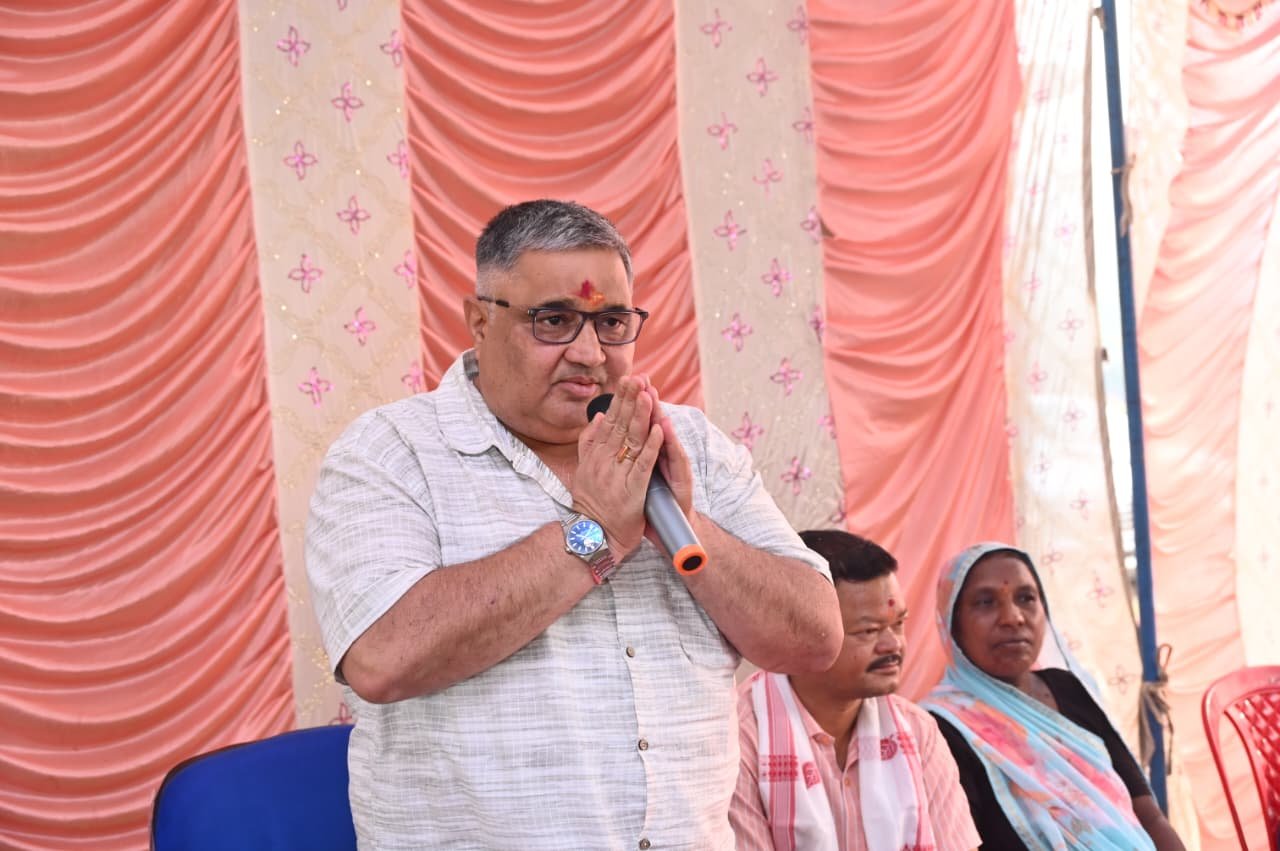 पर्यटन एवं संस्कृति मंत्री  राजेश अग्रवाल ने मैनपाट के मतरिंगा में शेड निर्माण का किया भूमिपूजन रिहंद नदी उद्गम स्थल को विकसित कर स्थानीय रोजगार सृजन पर जोर