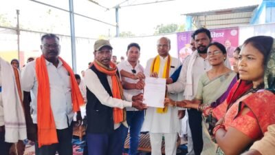 सुशासन तिहार के तहत पाली ब्लॉक के निरधी में लगा जनसमस्या निवारण शिविर, आमजन को मिला त्वरित समाधान