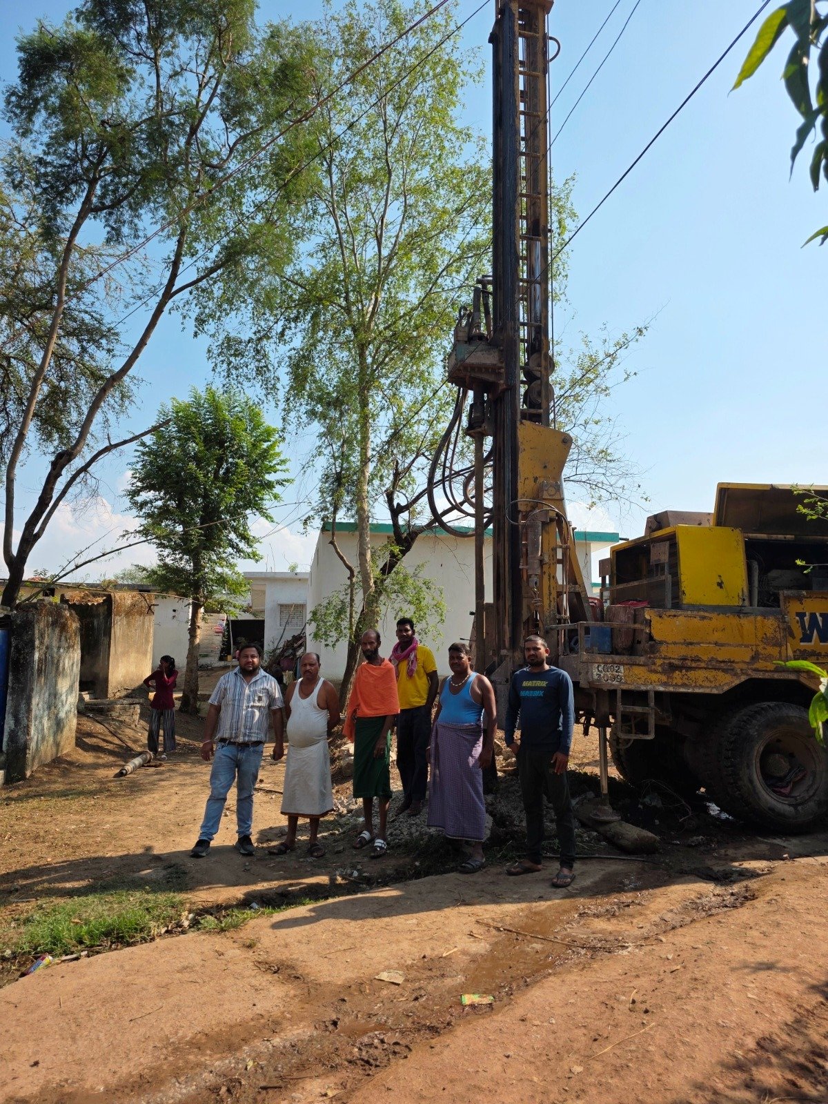 सुशासन तिहार में त्वरित समाधान: मोहतरा में नए ट्यूबवेल खनन से ग्रामीणों को मिली राहत