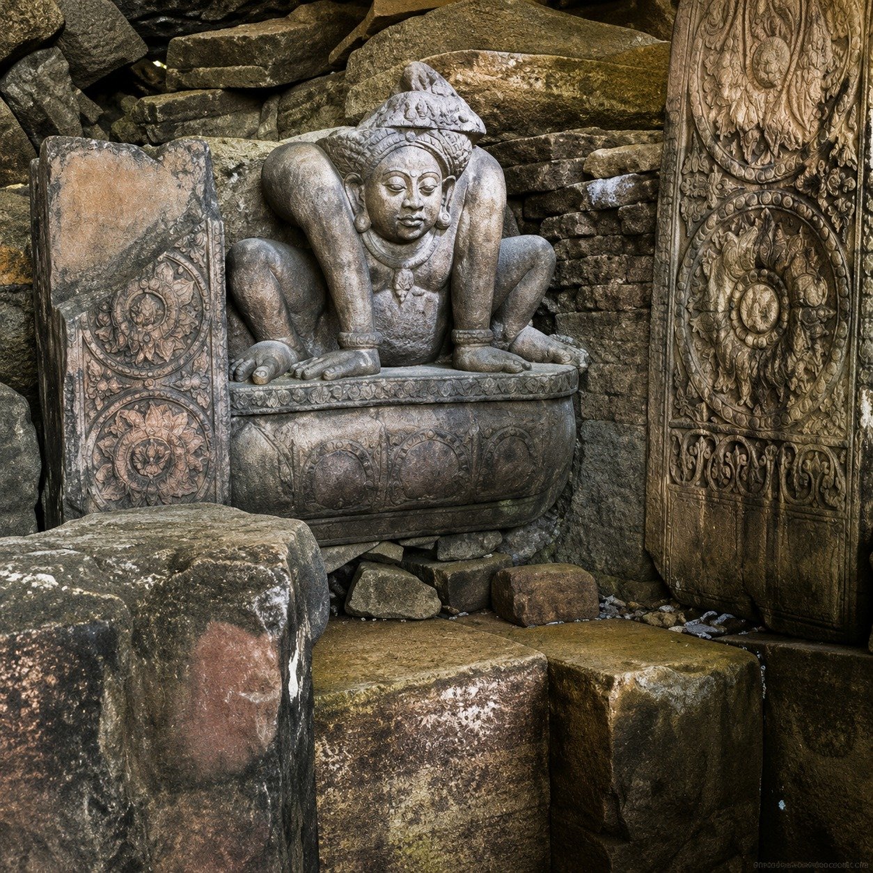 देवरानी-जेठानी मंदिर- पत्थरों पर जीवंत इतिहास और रहस्यमयी शिल्प का संगम