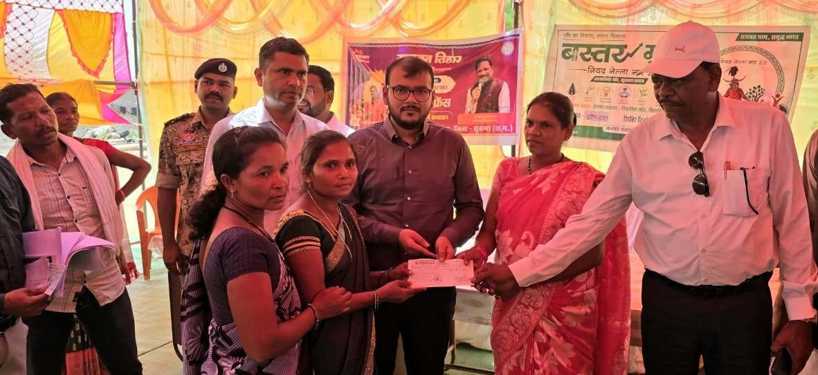 सुशासन शिविर में ग्रामीणों को मिली योजनाओं की सौगात