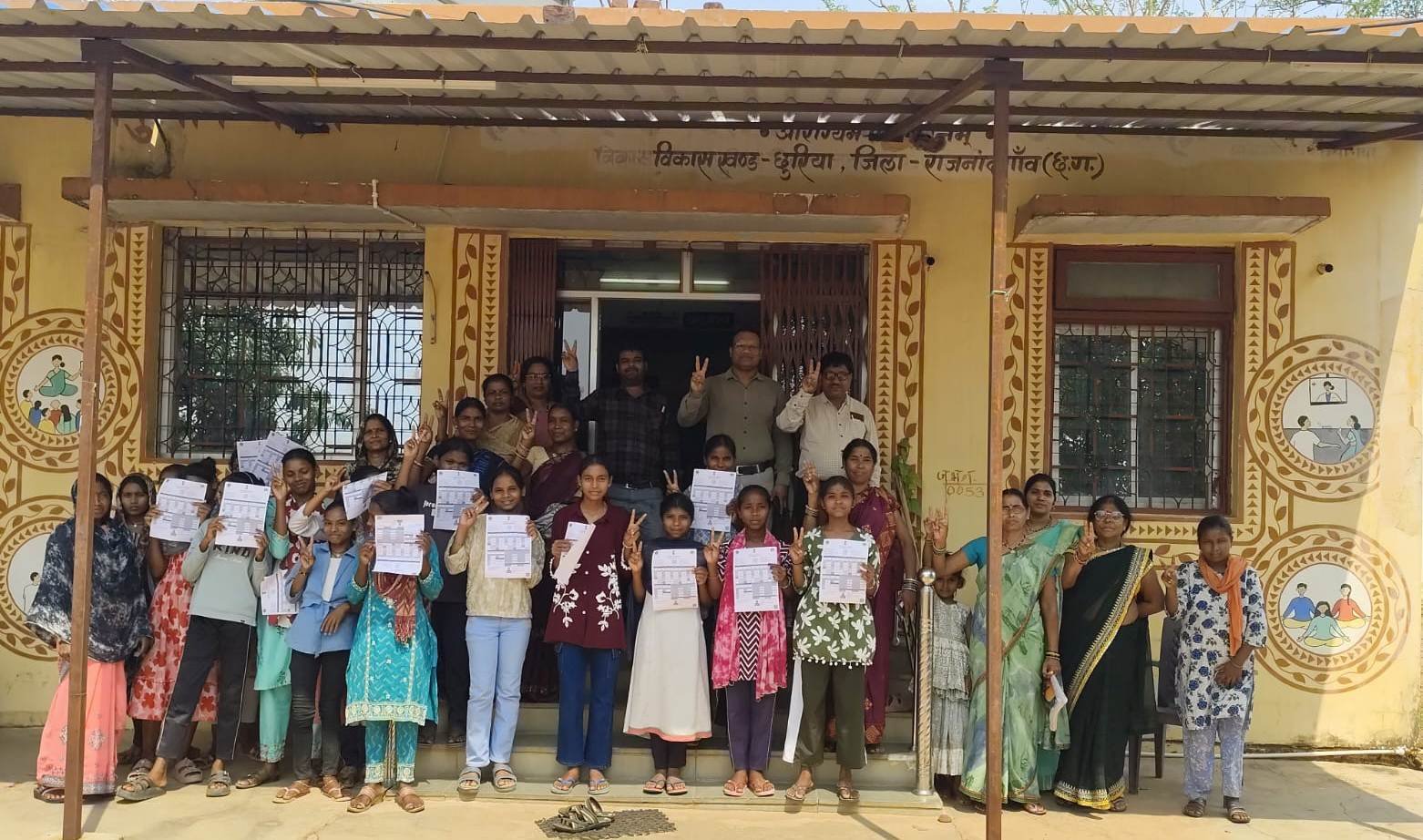 राष्ट्रीय एचपीवी टीकाकरण अभियान के तहत जिले की 2468 किशोरी बालिकाओं का हुआ नि:शुल्क एचपीवी टीकाकरण