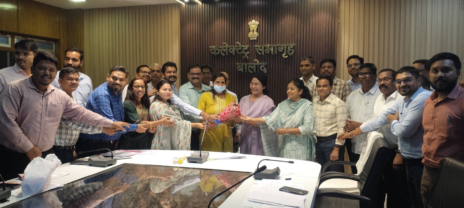 फेम इंडिया मैगजीन की सर्वे में देश के ’बेस्ट डिस्ट्रिक्ट मजिस्ट्रेट्स’ में शामिल हुईं बालोद कलेक्टर श्रीमती दिव्या उमेश मिश्रा