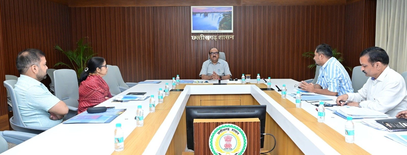 पेयजल की नियमित जलापूर्ति और शुद्धता की जांच जरूरी- मुख्य सचिव