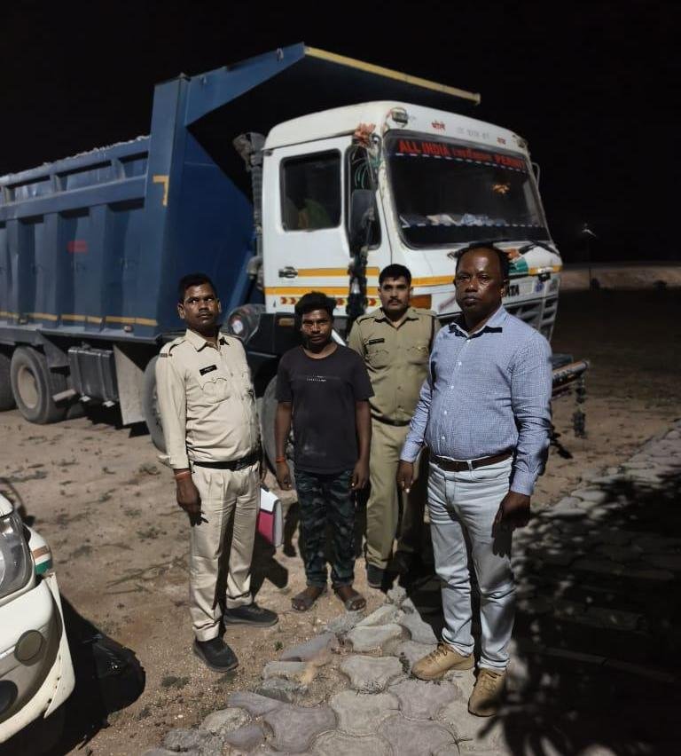 खनिज माफियाओं पर प्रशासन का शिकंजा अवैध गिट्टी परिवहन करते तीन हाइवा वाहन जब्त