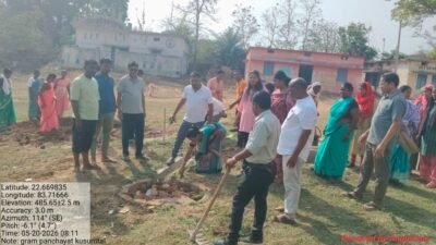 सुशासन तिहार 2026 घरजियाबधान और कुसुम ताल गांव में चलाया गया स्वच्छता श्रमदान जल संरक्षण संवर्धन के तहत ग्राम वासियों ने बनाया सोखता गड्ढा