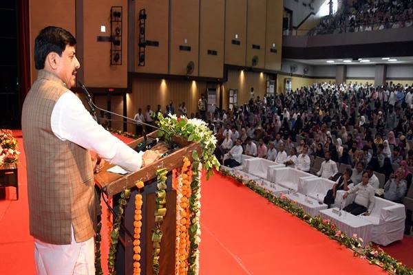 वक्फ संपत्तियों से अतिक्रमण हटाने का कार्य ऐतिहासिक : मुख्यमंत्री डॉ.यादव