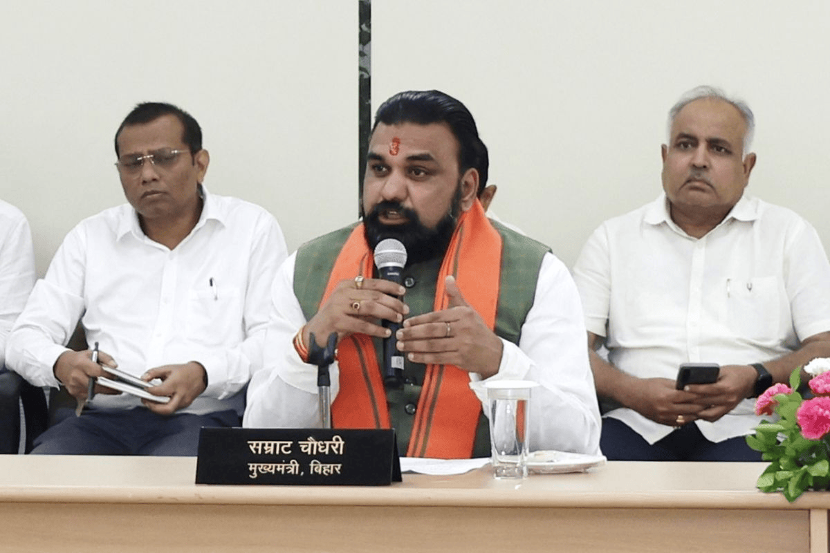 सीएम सम्राट चौधरी ने नए मंत्रियों को दिए आदेश, कहा- मीडिया में बयान देने से पहले पूरी जानकारी रखें