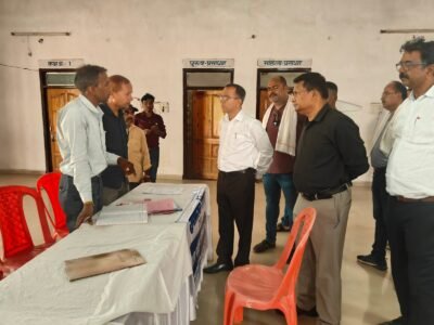 सुशासन तिहार 2026 के अंतर्गत जन समस्या निवारण शिविर का कलेक्टर ने किया निरीक्षण प्राप्त आवेदनों का संवेदनशीलता एवं गंभीरता के साथ करें निराकरण- कलेक्टर  अजीत वसंत