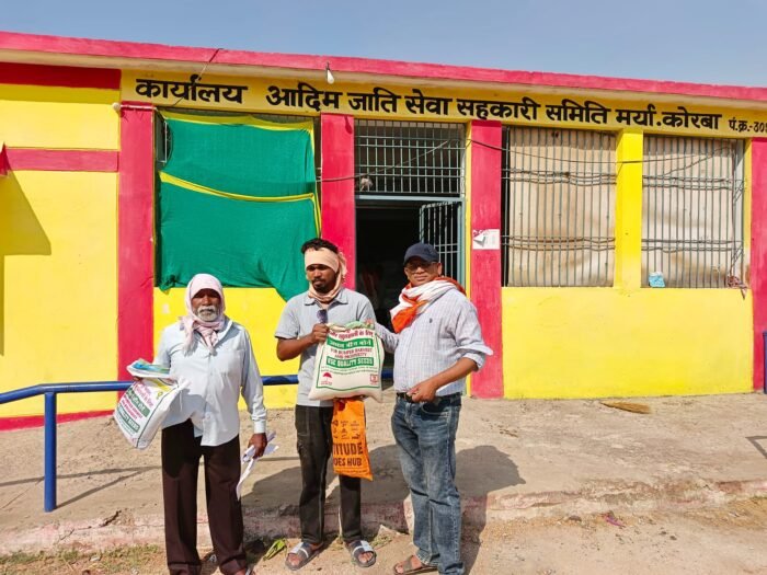 ’मुख्यमंत्री  विष्णु देव साय के सुशासन में किसानों को समय पर मिल रही कृषि आदान सामग्री’ ’नैनो उर्वरकों से बेहतर उत्पादन और मृदा स्वास्थ्य को मिल रहा लाभ’