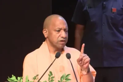 यूपी में को-लोकेशन अभियान को मिली रफ्तार, अब आंगनबाड़ी से सीधे स्कूल के लिए तैयार होंगे नौनिहाल