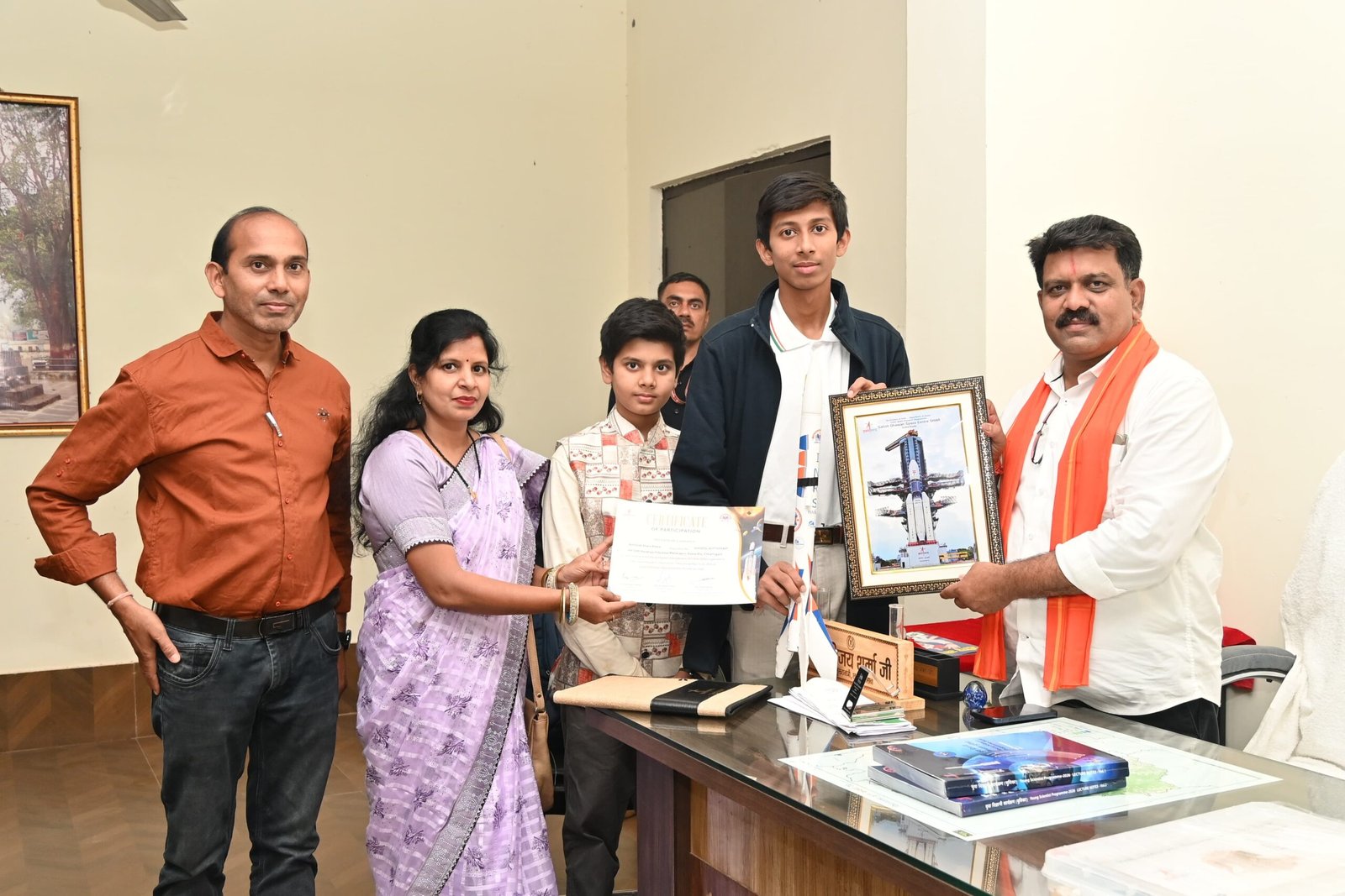 इसरो के युविका कार्यक्रम के लिए चयनित अभिषेक से मिले उप मुख्यमंत्री  विजय शर्मा, दी शुभकामनाएं