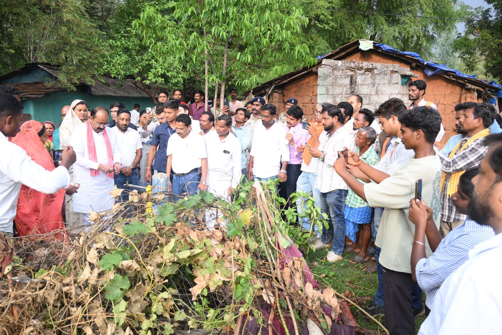 उप मुख्यमंत्री अरुण साव द्वारा निर्माण कार्यों के गहन निरीक्षण का दौर जारी, पुल, सड़क, रेलवे ओवरब्रिज और जल जीवन मिशन के कार्यों का लिया जायजा