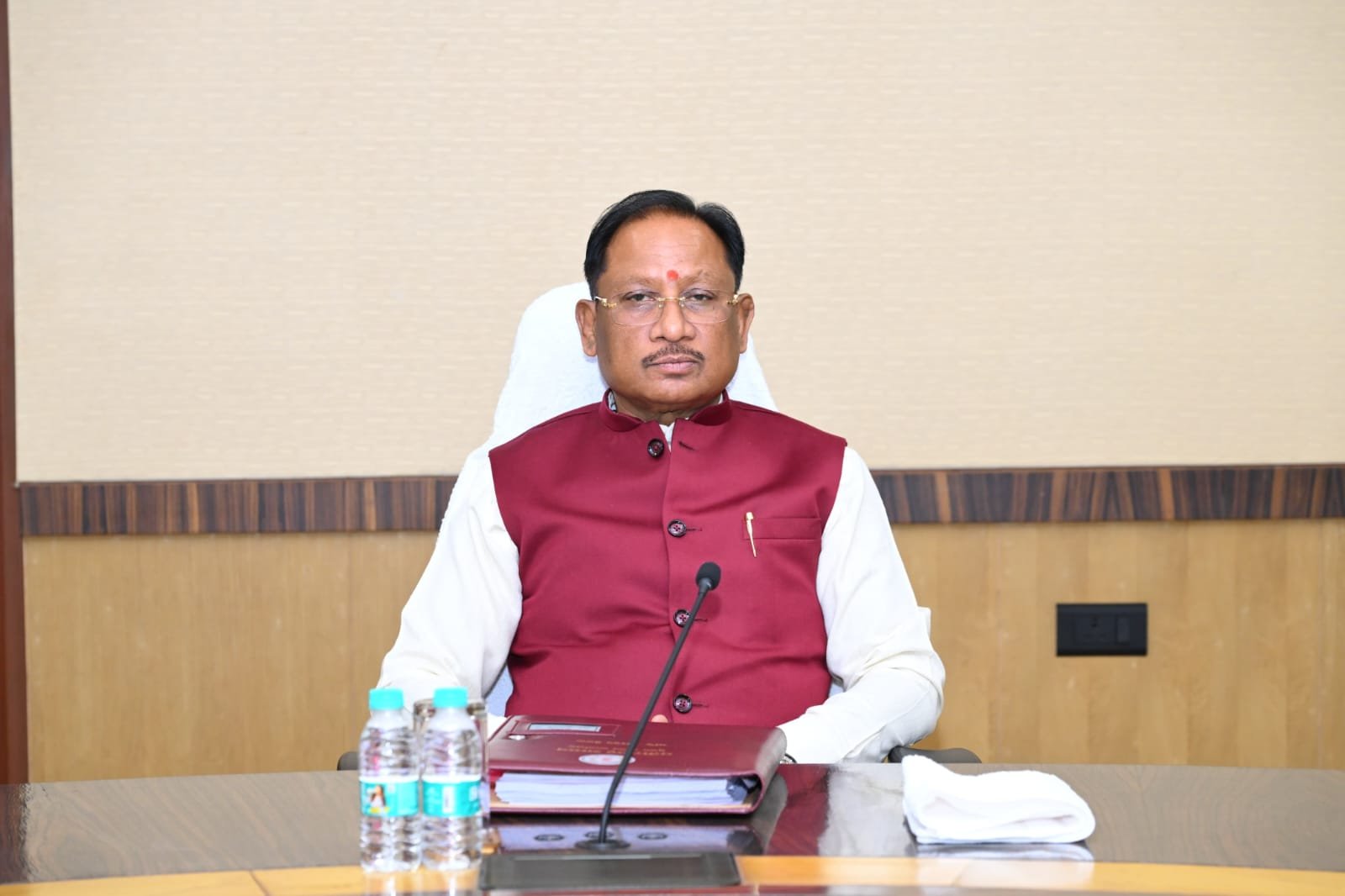 मुख्यमंत्री विष्णुदेव साय की अध्यक्षता में मंत्रालय महानदी भवन में केबिनेट की बैठक प्रारंभ
