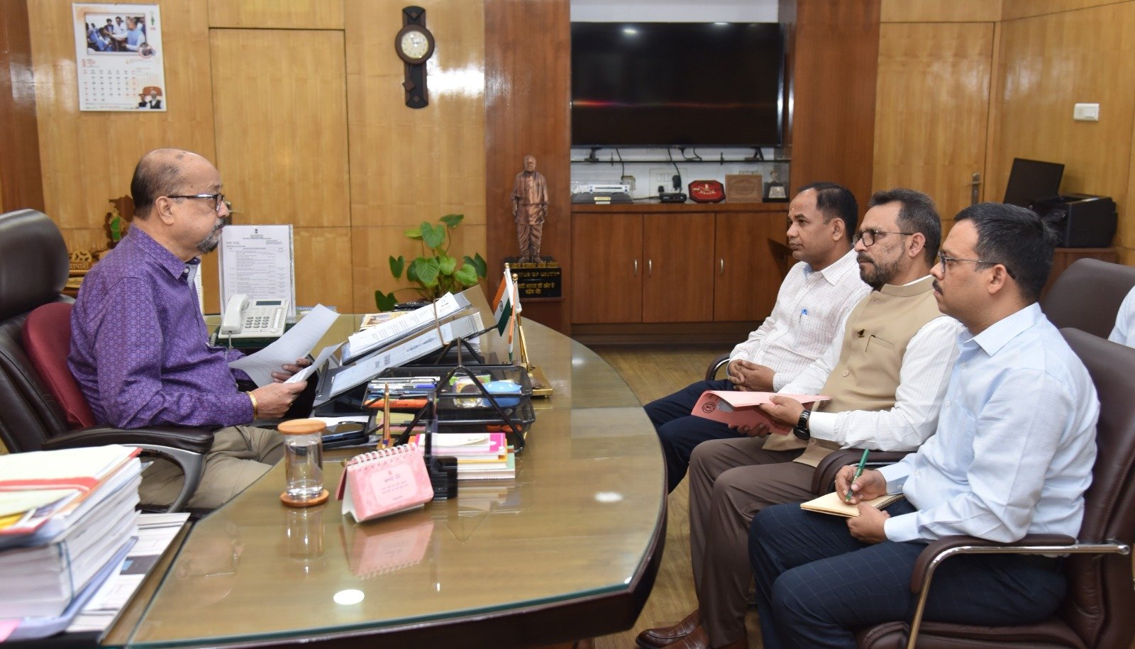 पेड़ों की सुरक्षा और संवर्धन पर समुचित ध्यान देने की आवश्यकता – राज्यपाल डेका