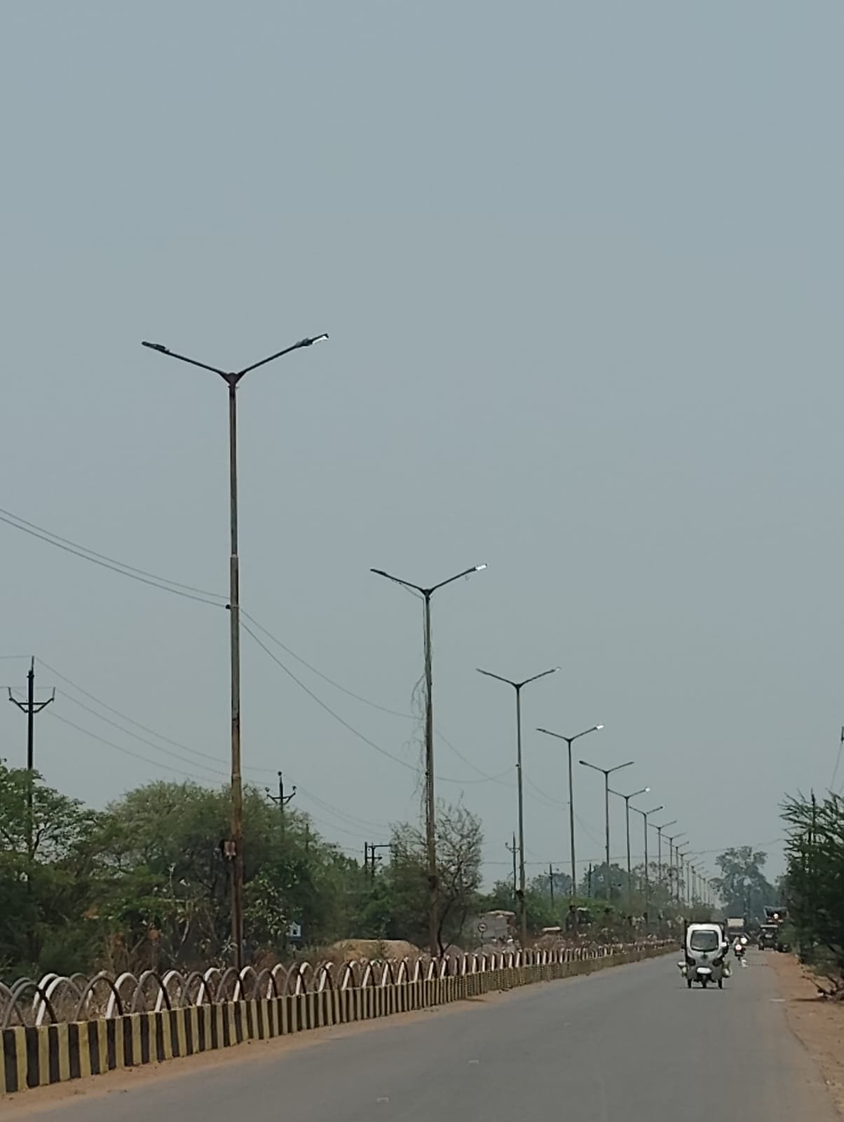 नगर निगम ने विद्युत व्यवस्था, साफ-सफाई, सड़क सुधार एवं जनस्वास्थ्य संबंधी व्यवस्थाओं को किया सुदृढ़