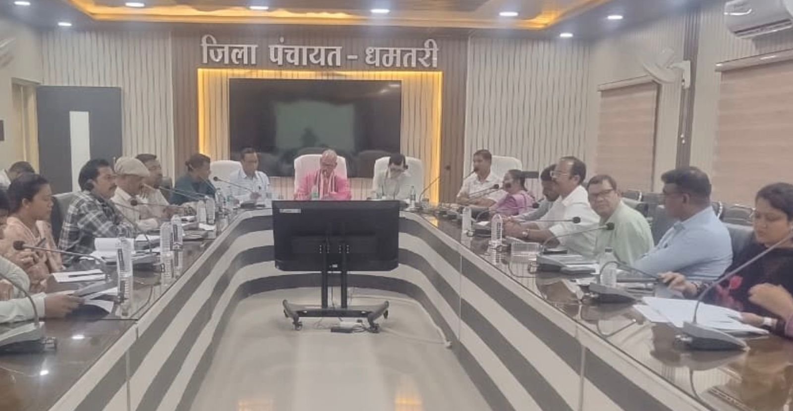 कृषि एवं सम्बद्ध विभागों की योजनाओं की हुई समीक्षा