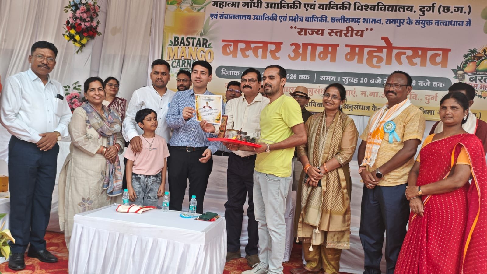 बस्तर आम महोत्सव 2026ः वैश्विक पहचान की ओर बढ़ता बस्तर का अनूठा स्वाद