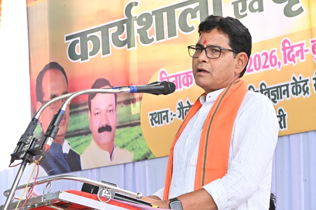 राजस्व एवं जिला प्रभारी मंत्री  टंकराम वर्मा ने प्राकृतिक खेती को बताया स्वस्थ, समृद्ध और आत्मनिर्भर भारत का आधार