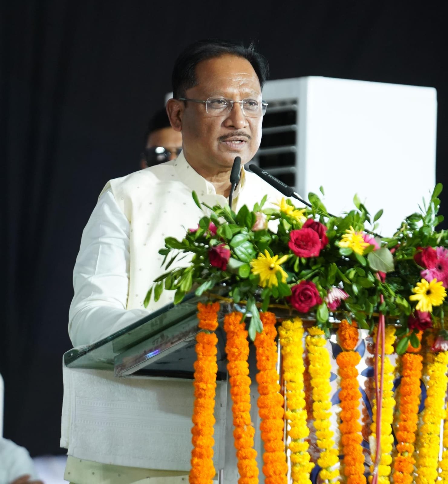 मूलभूत सुविधाओं को बेहतर बनाने के लिए समर्पित भाव से कार्य करें जनप्रतिनिधि : मुख्यमंत्री विष्णु देव साय