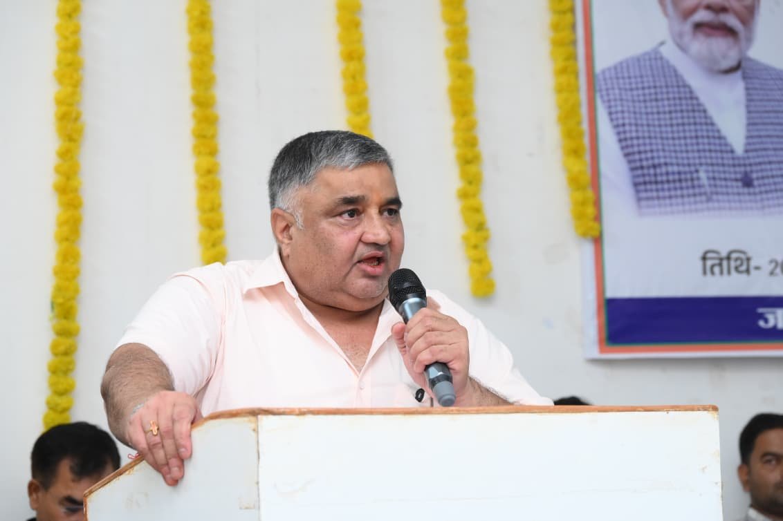 सेवा, सुशासन और जनकल्याण के 12 वर्ष : अंबिकापुर में पंजीकरण शिविर बना जनकल्याणकारी योजनाओं से जुड़ने का सशक्त माध्यम