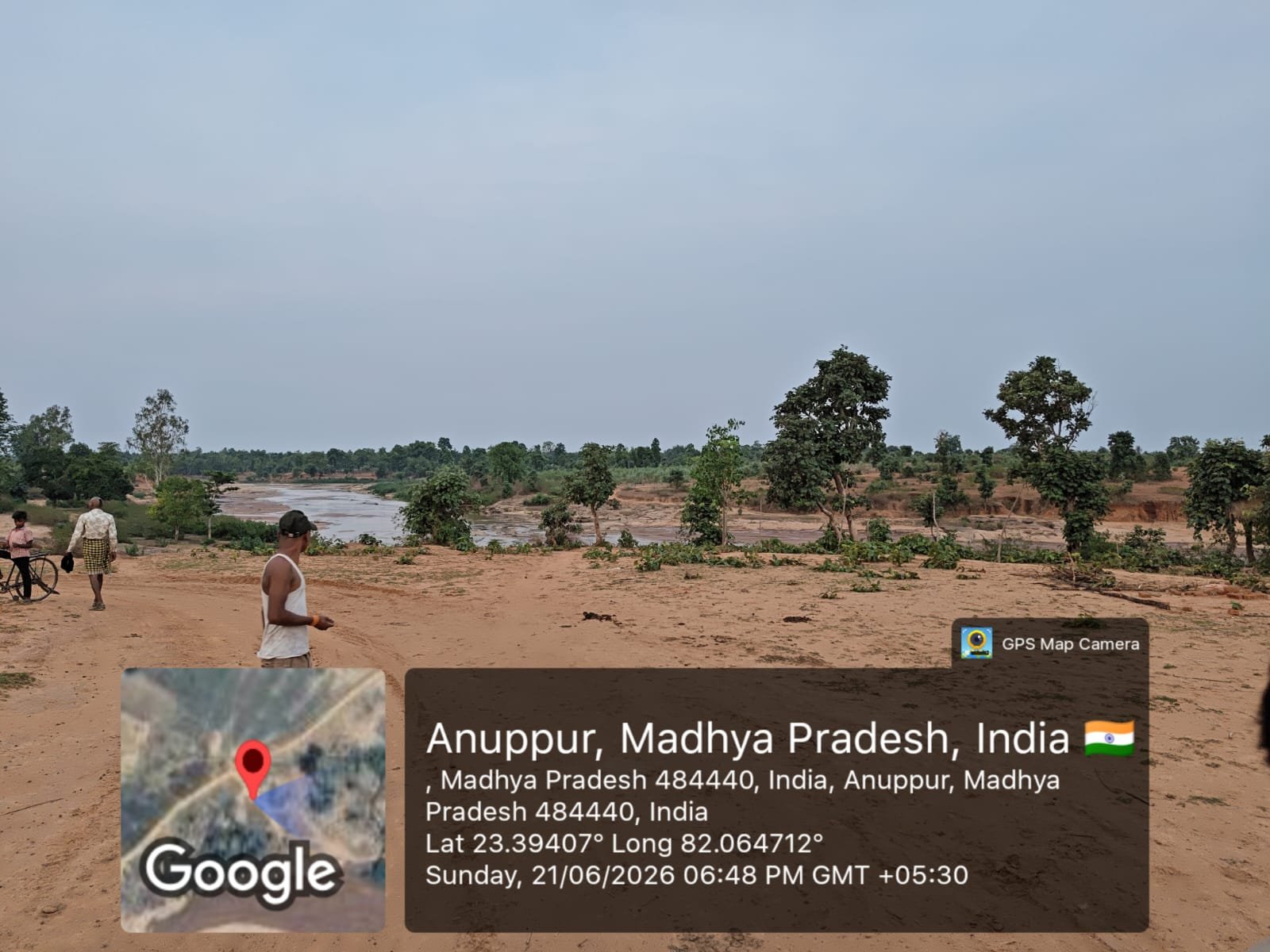 अनुज्ञा स्थल में उल्लंघन पाये जाने पर  रेत भंडारणकर्ताओं को कारण बताओ सूचना जारी कर 03 दिवस के भीतर जवाब प्रस्तुत करने का निर्देश