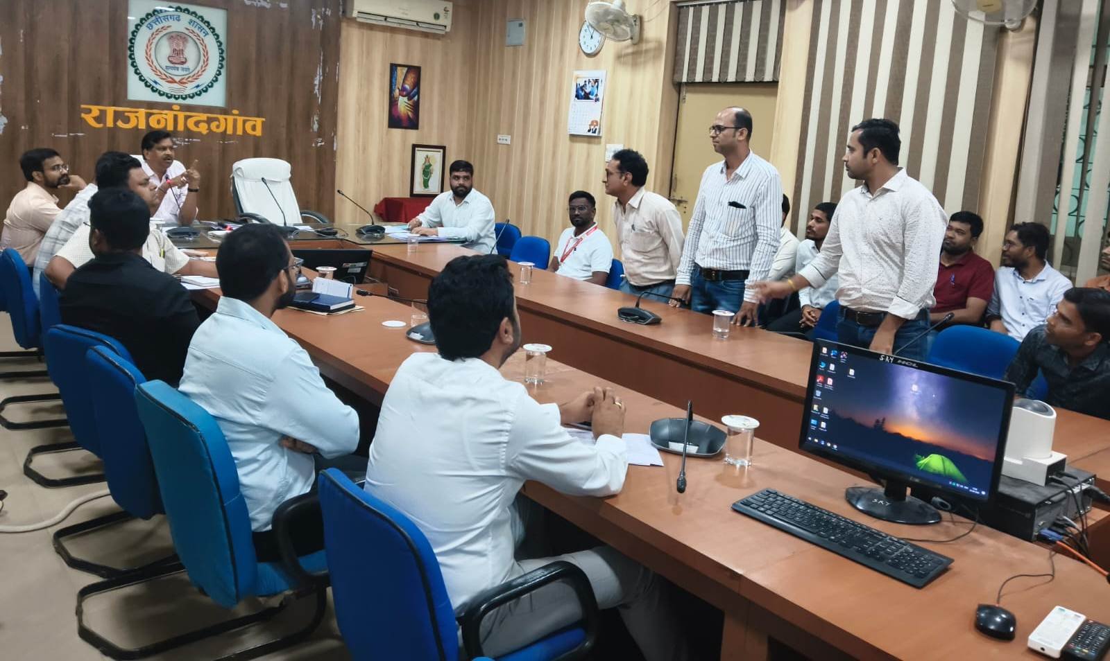 आधार संचालकों का वृहत प्रशिक्षण आयोजित, शंकाओं का किया गया समाधान