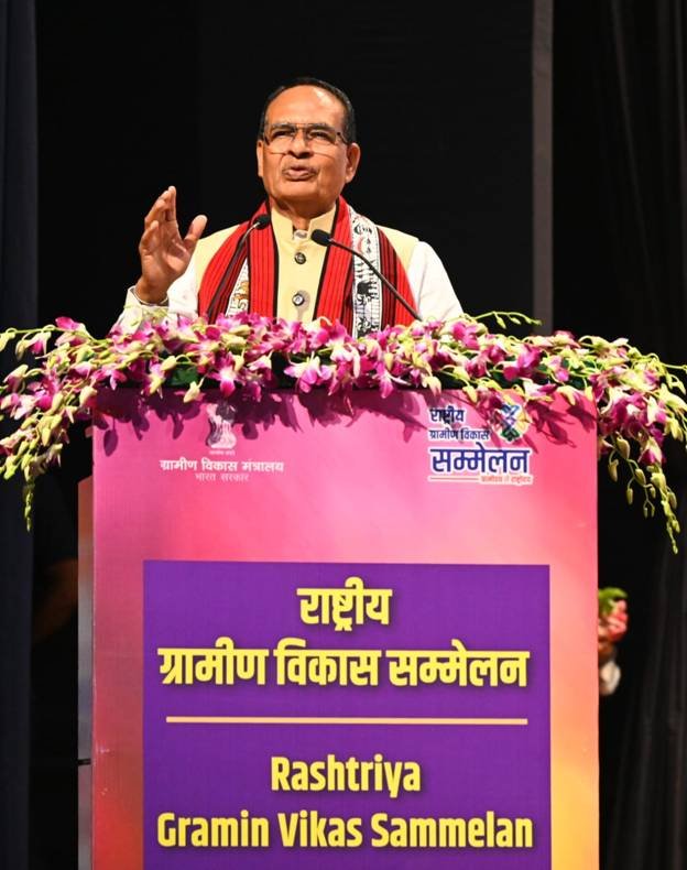 केंद्रीय ग्रामीण विकास मंत्री ने राष्ट्रीय सम्मेलन में की छत्तीसगढ़ के मटेरियल बैंक मॉडल की सराहना